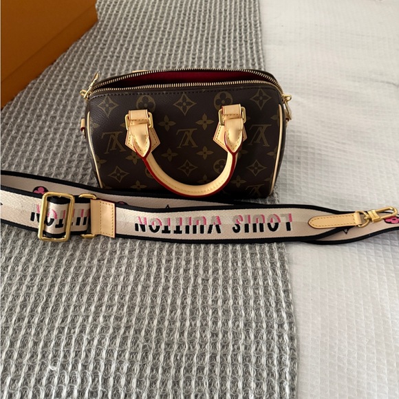 COPY - Louis Vuitton Mini Brown and Cream Monogram Bag - Picture 4 of 4